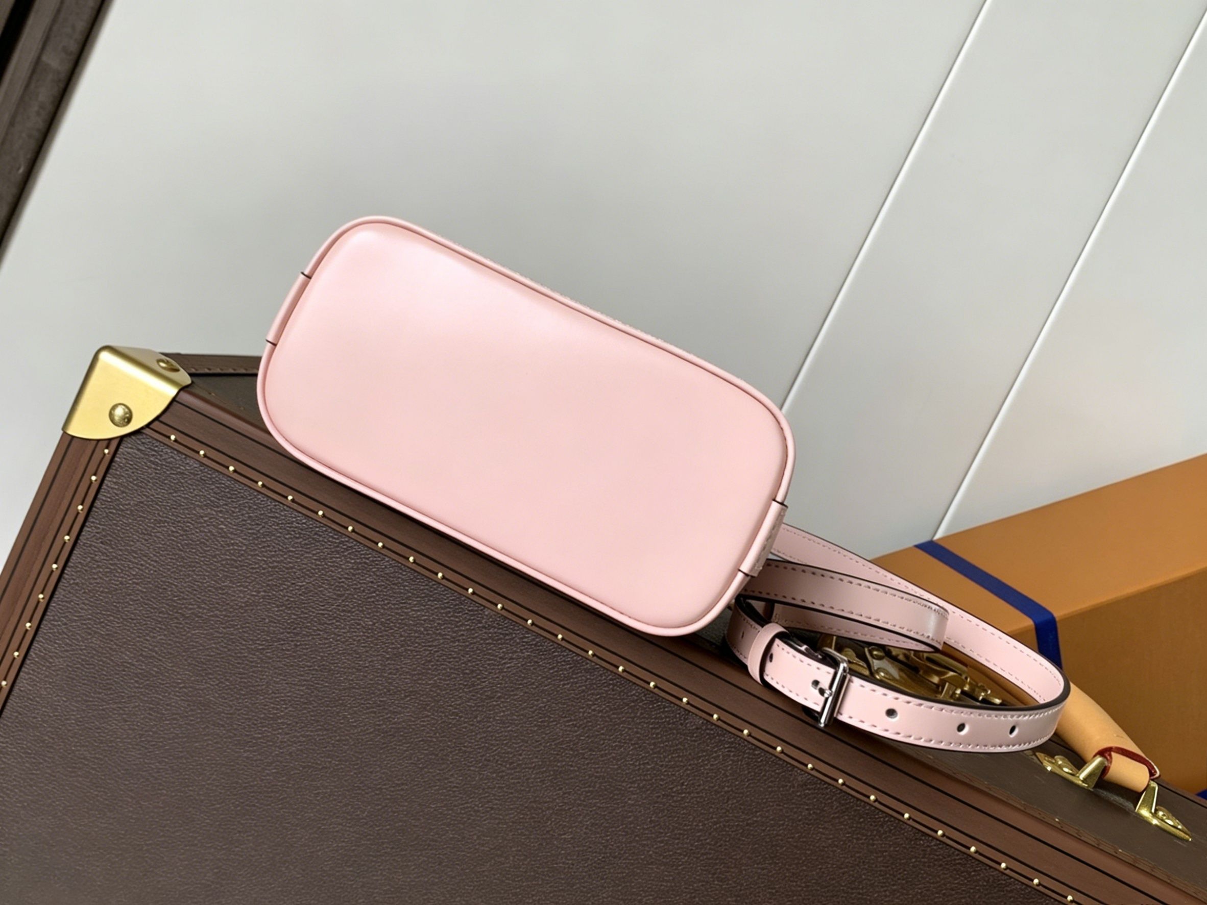 ハンドヘルドパース 新品 コンバーチブル グレインレザー デ - Shoulder Bag Structured のレビューと価格