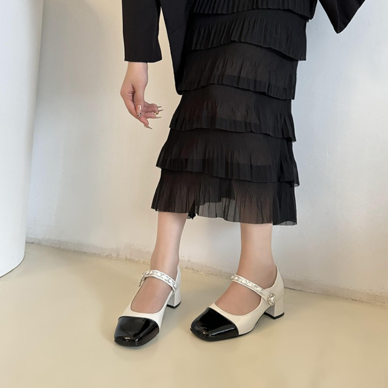 2026年 パールクラスプ 厚底ハイヒール ブラック ホワイ - Formal Women Daily Wear Slippers のレビューと価格