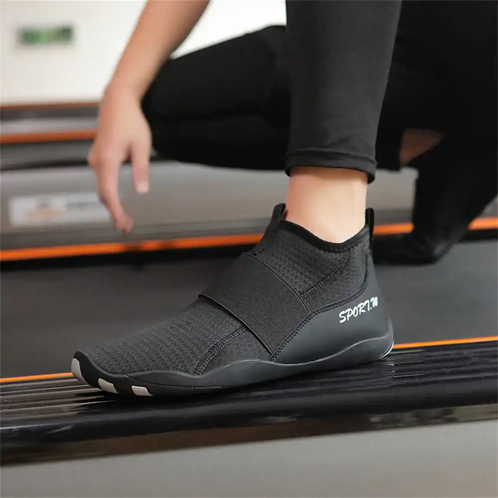 女性用ハイトップスニーカー、テニスブーツ、スポーツシューズ、 - Formal Women Daily Wear Slippers のレビューと価格