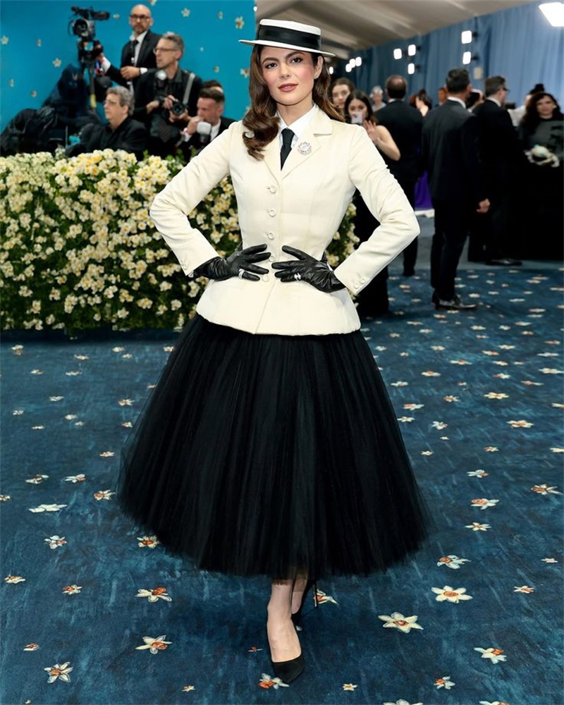 白人女性のオフィススーツスカートセット夏 2 ピースブレザー - Women Formal Wear Black And White のレビューと価格
