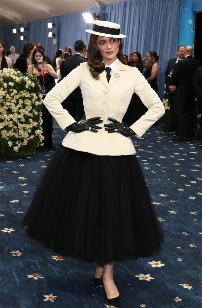 白人女性のオフィススーツスカートセット夏 2 ピースブレザー - Women Formal Wear Black And White のレビューと価格