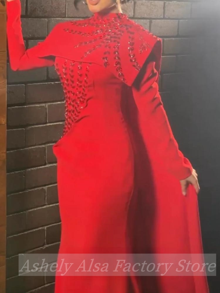 カスタマイズされたサウジアラビアのイスラム教徒の赤い長袖イブ - Women Formal Party Wear Dress のレビューと価格