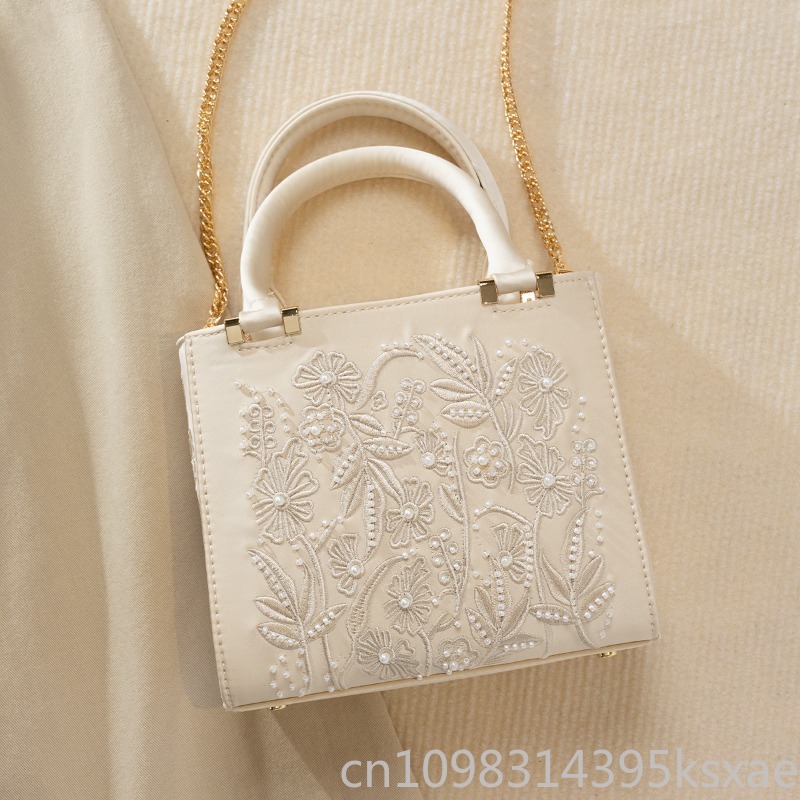刺繍入りパールハンドバッグ ヴィンテージ エレガントな構造の - Shoulder Bag Structured のレビューと価格
