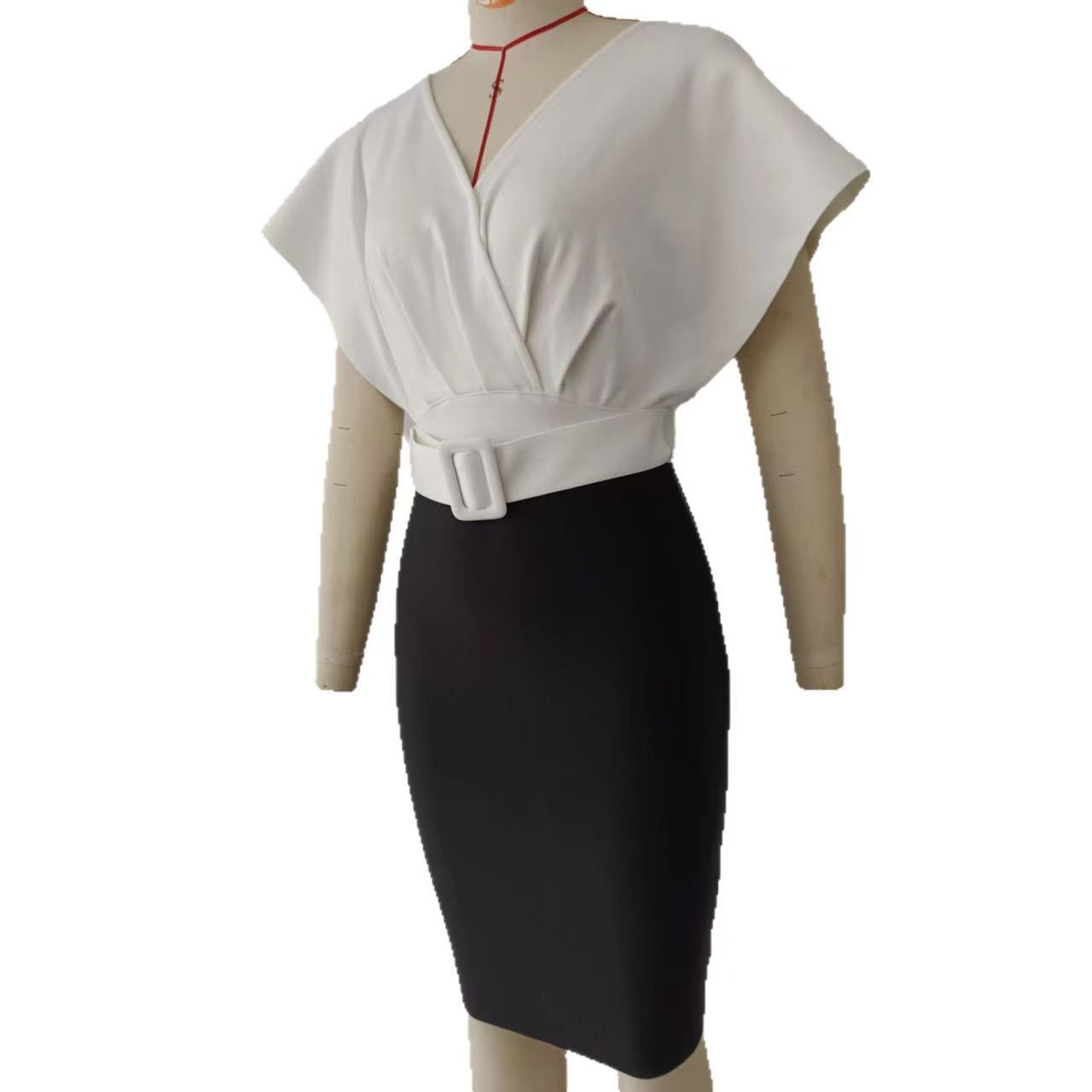 フェイクツーシャツプロフェッショナル婦人服黒と白のコントラス - Women Formal Wear Black And White のレビューと価格